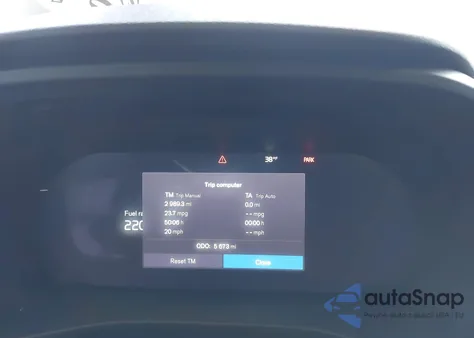 2024 Volvo Xc40 B5 Ultimate Bright Theme z USA, uszkodzony, nr VIN YV4L12UF2R2208237